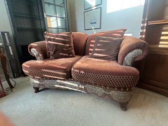 Love seat
