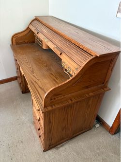Wood Rolltop Desk