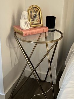 Night stand