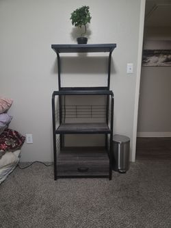 rack with power