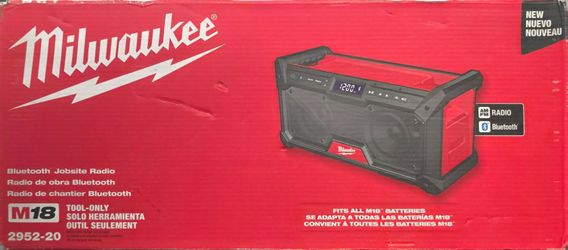 Milwaukee m18 Bluetooth/radio
