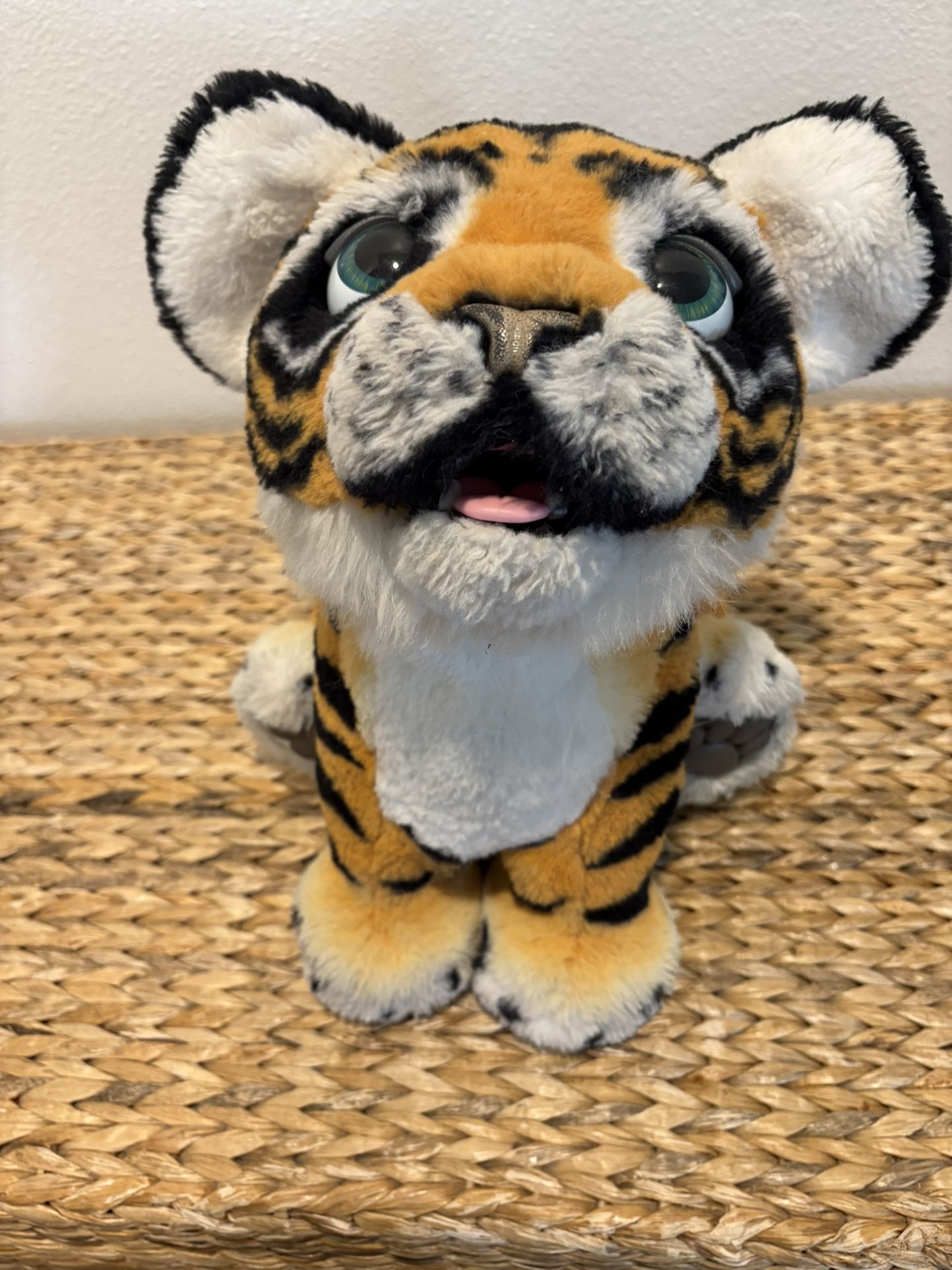 FurReal friends Roaring Tyler the Tiger interactive Kids Toy