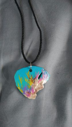 Handpainted coral underwater shell necklace