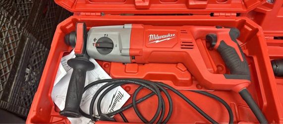 Milwaukee 1in sds rotary hammer