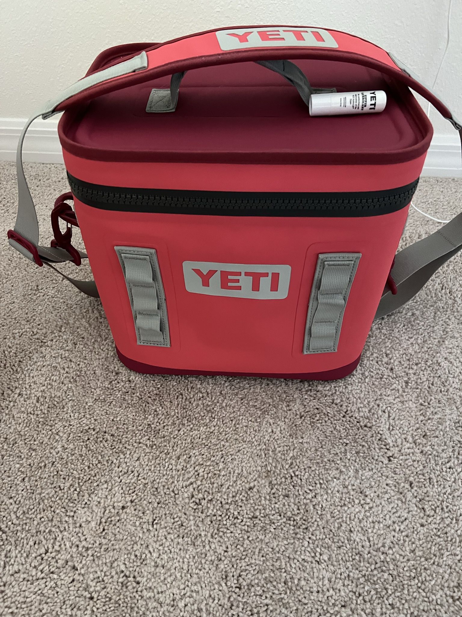 In Hand * NWT Yeti Bimini Pink HOPPER-SOLD OUT! Soft Cooler! M30