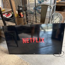 TCL Roku 50” Tv W/wall Mount