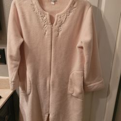 Miss Elaine pink fleece zip-front robe with embroidered flowers. 