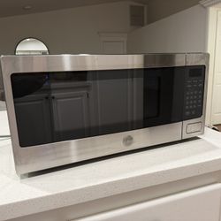 GE Profile™ 1.1 Cu. Ft. Countertop Microwave Oven
