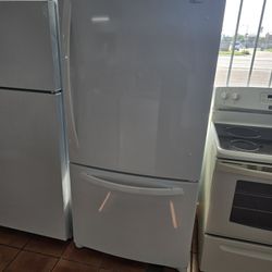 LG Refrigerator 