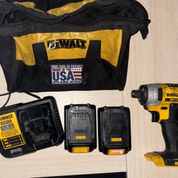 USED Dewalt 20v max Drill
