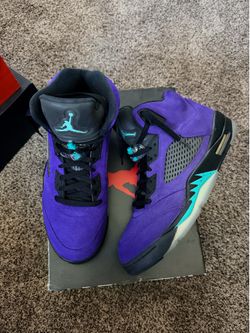 Jordan 5 Alt Grape