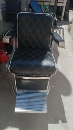 BARBER Chair