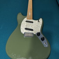 2018 Fender Mustang Special Edition 