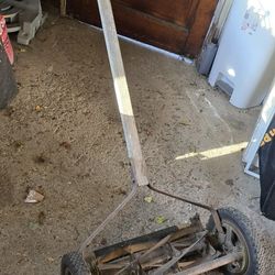Antique Wood Vogue Push Reel Lawnmower 