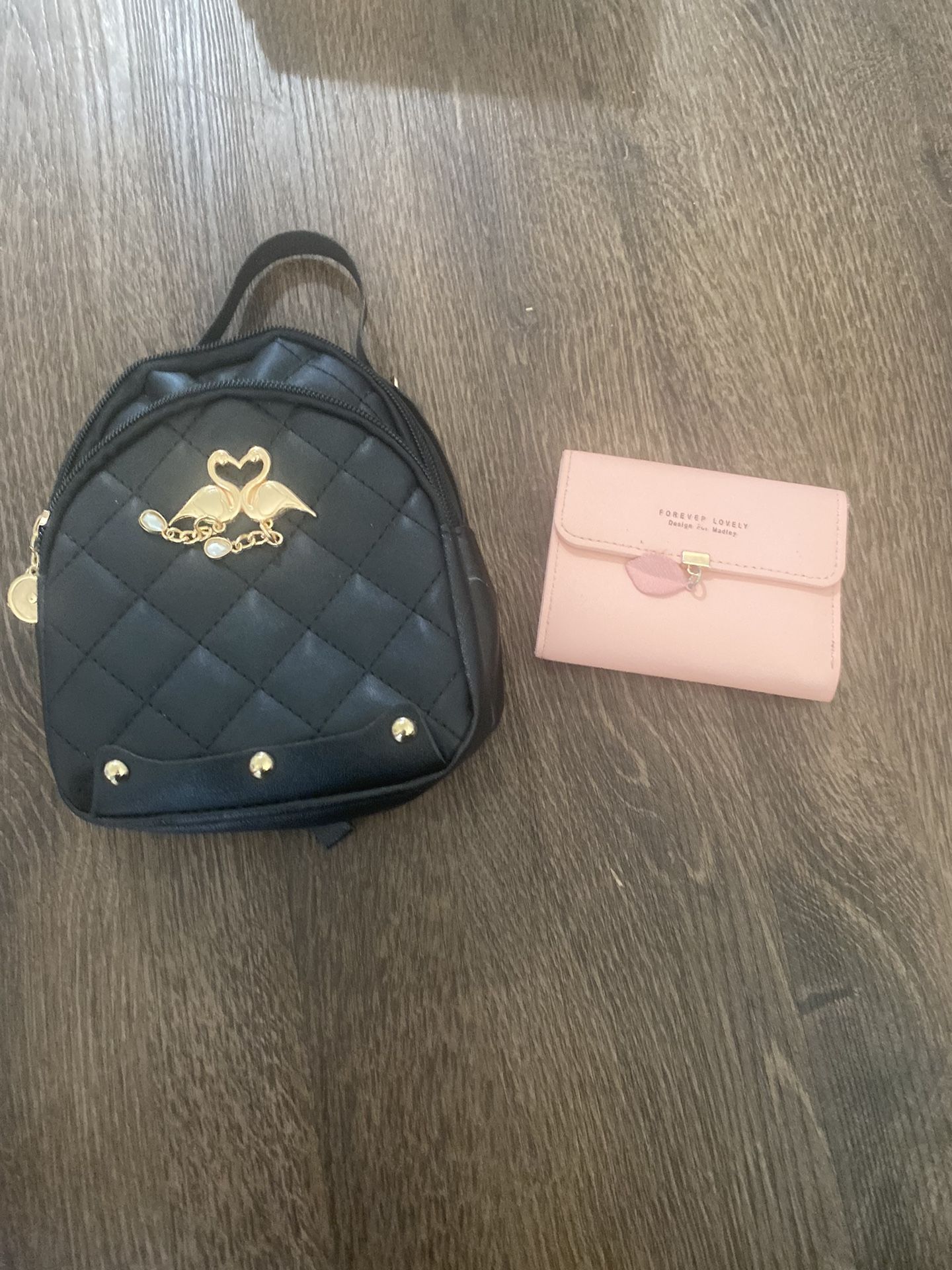 Lot Of Small Bag And Wallet