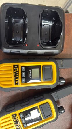 DeWalt IP-67 Two-Way Radios with Dual Charger