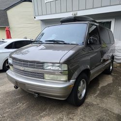 2002 Chevrolet Astro Van