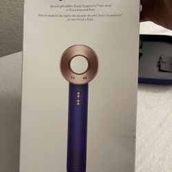 Dyson Supersonic™ Hair Dryer – Vinca Blue & Rosé 