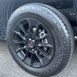 Toyota TRD PRO Rims And Tires