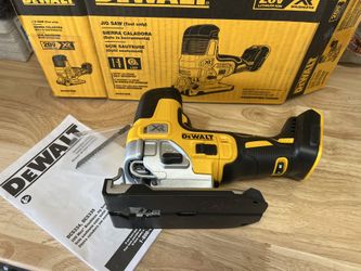 DEWALT Cordless Barrel Grip Jigsaw