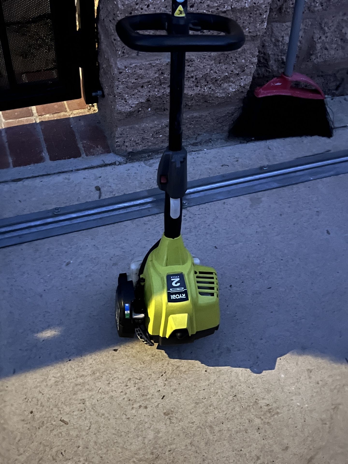trimmer ryobi 2 ciclos