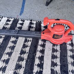 Black & Decker Electric Leaf Blower plug In 