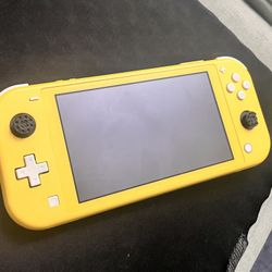 Nintendo Switch Lite 