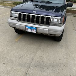 1997 Jeep Grand Cherokee For Parts 