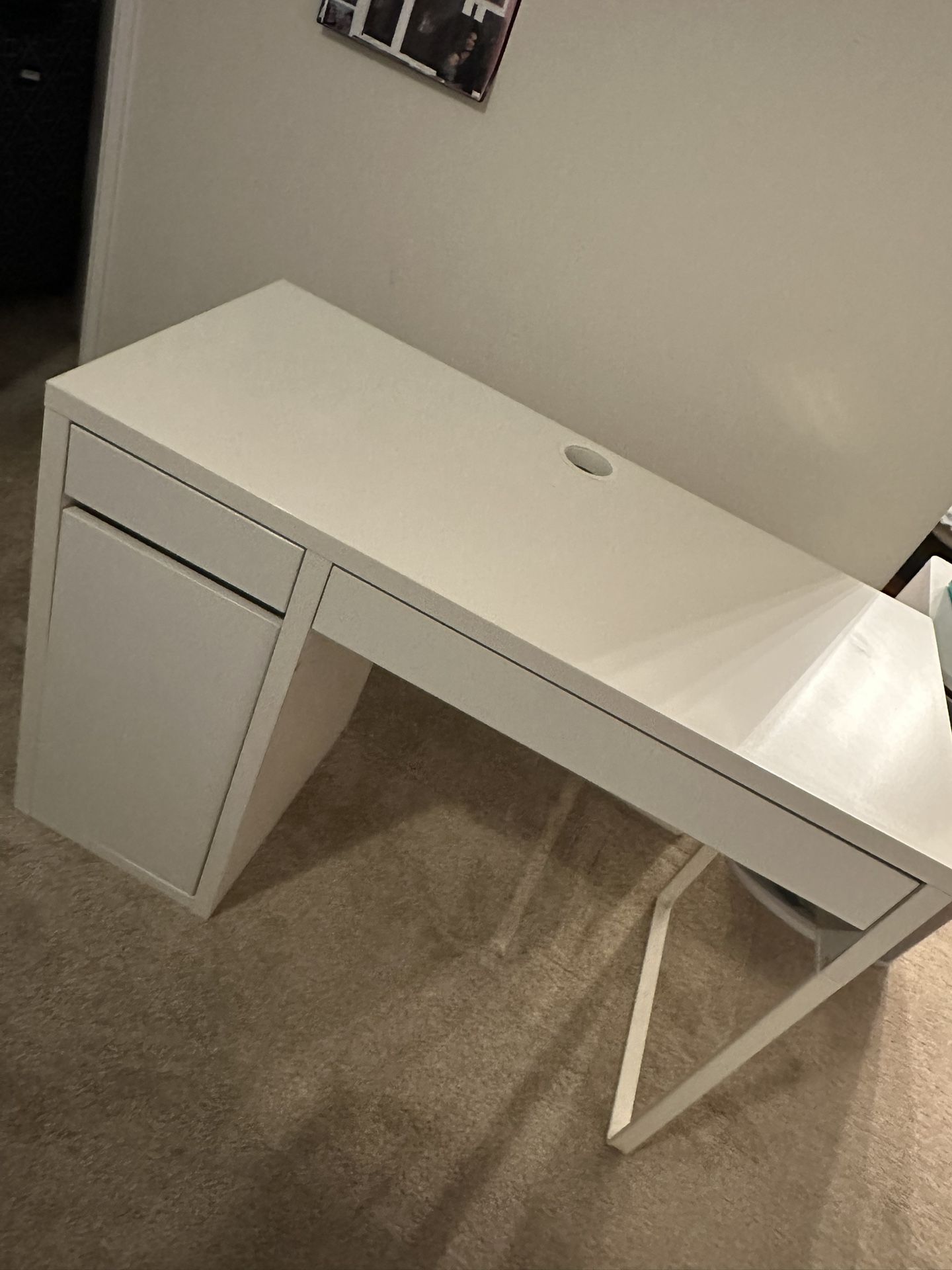 White Desk