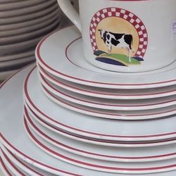 Full Set (Four People) Antique Plates