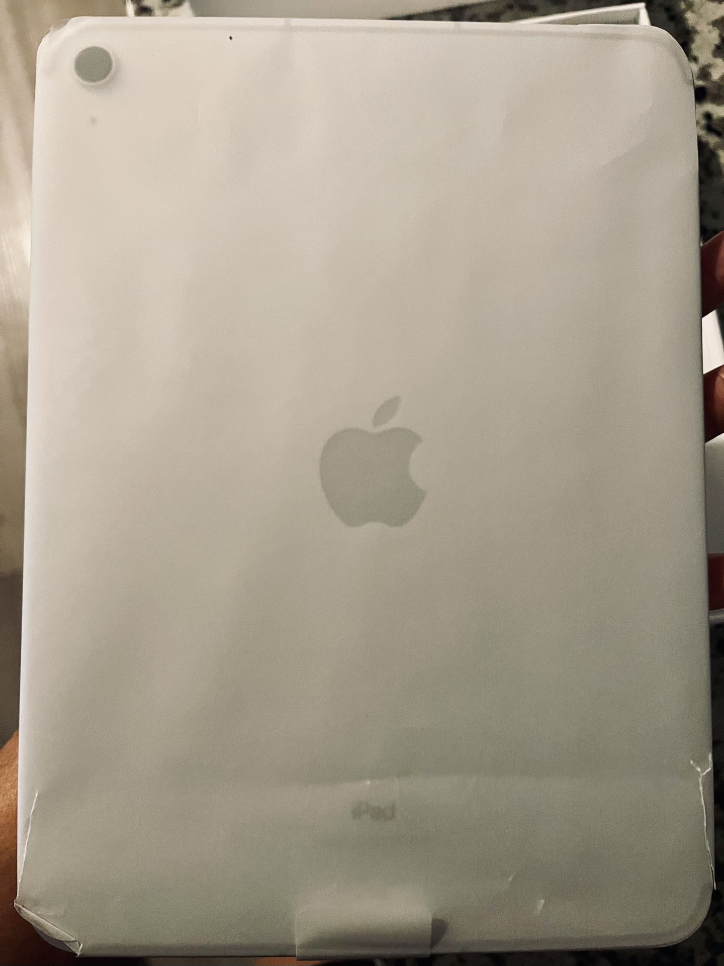 iPad 10th Gen: Open Box Never Used.