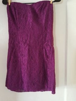 Women's pretty purple lace dress