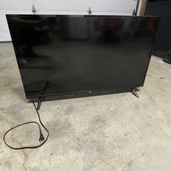 Roku TV TCL 40”