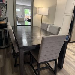 Ashley Dining Table Set 