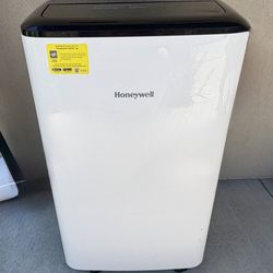 Honeywell 10,000 BTU WiFi Enabled Portable AC W/needed Attachments