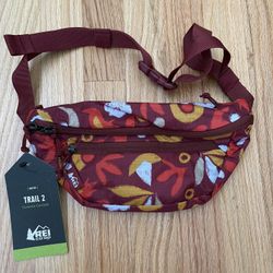 REI Trail 2 Carryall