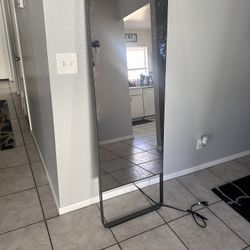 Lululemon Mirror- Workout Mirror