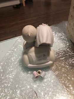 Precious Moments Just Married figurine (New in box)