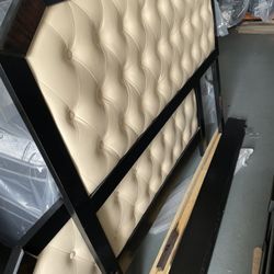 Queen Bed, Dresser , And 2 Nightstands