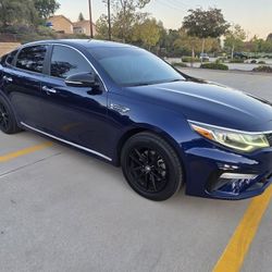 2019 KIA Optima
