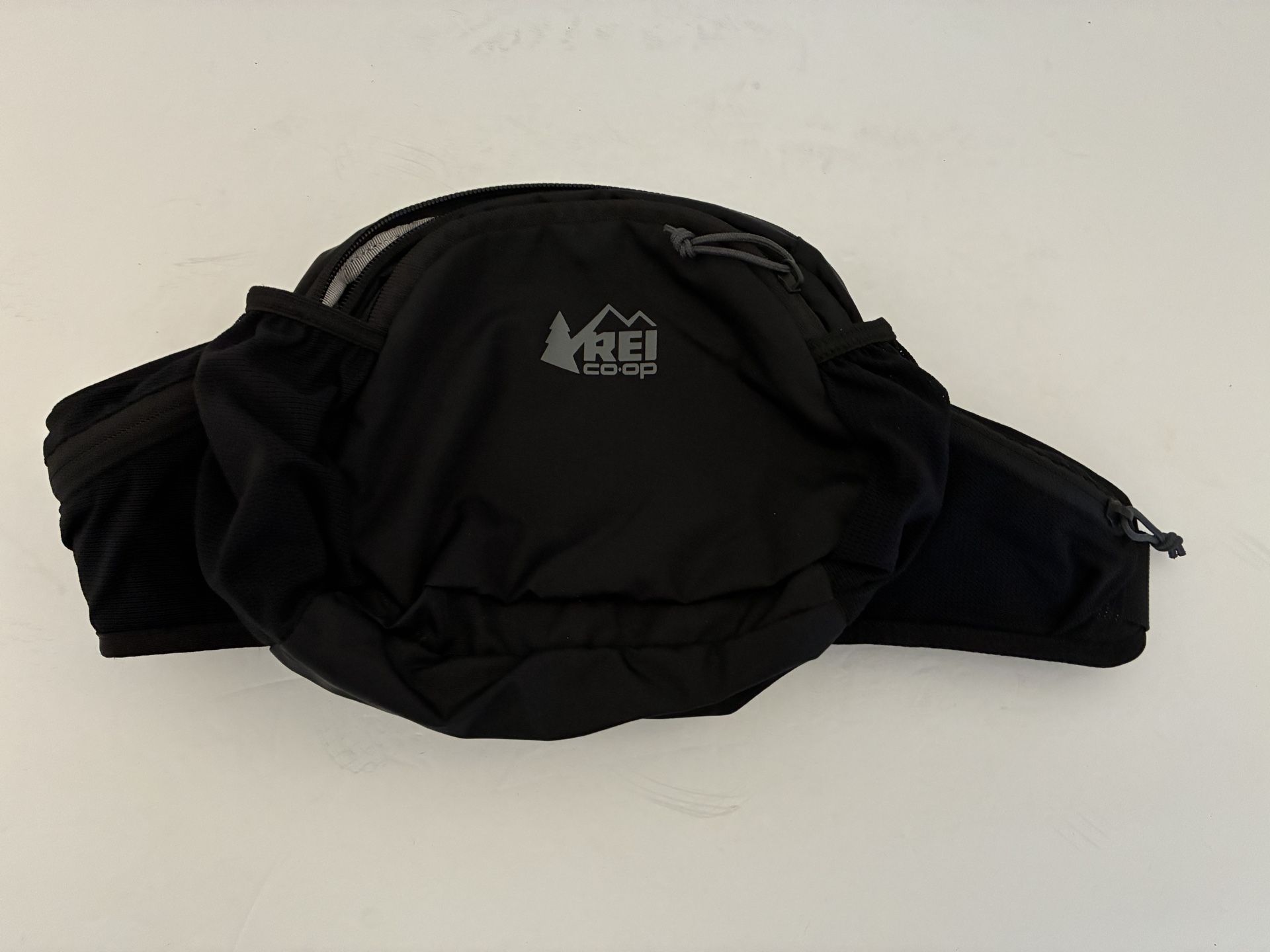 REI Fanny Pack Waist Bag Hiking Travel Outdoor Adventure