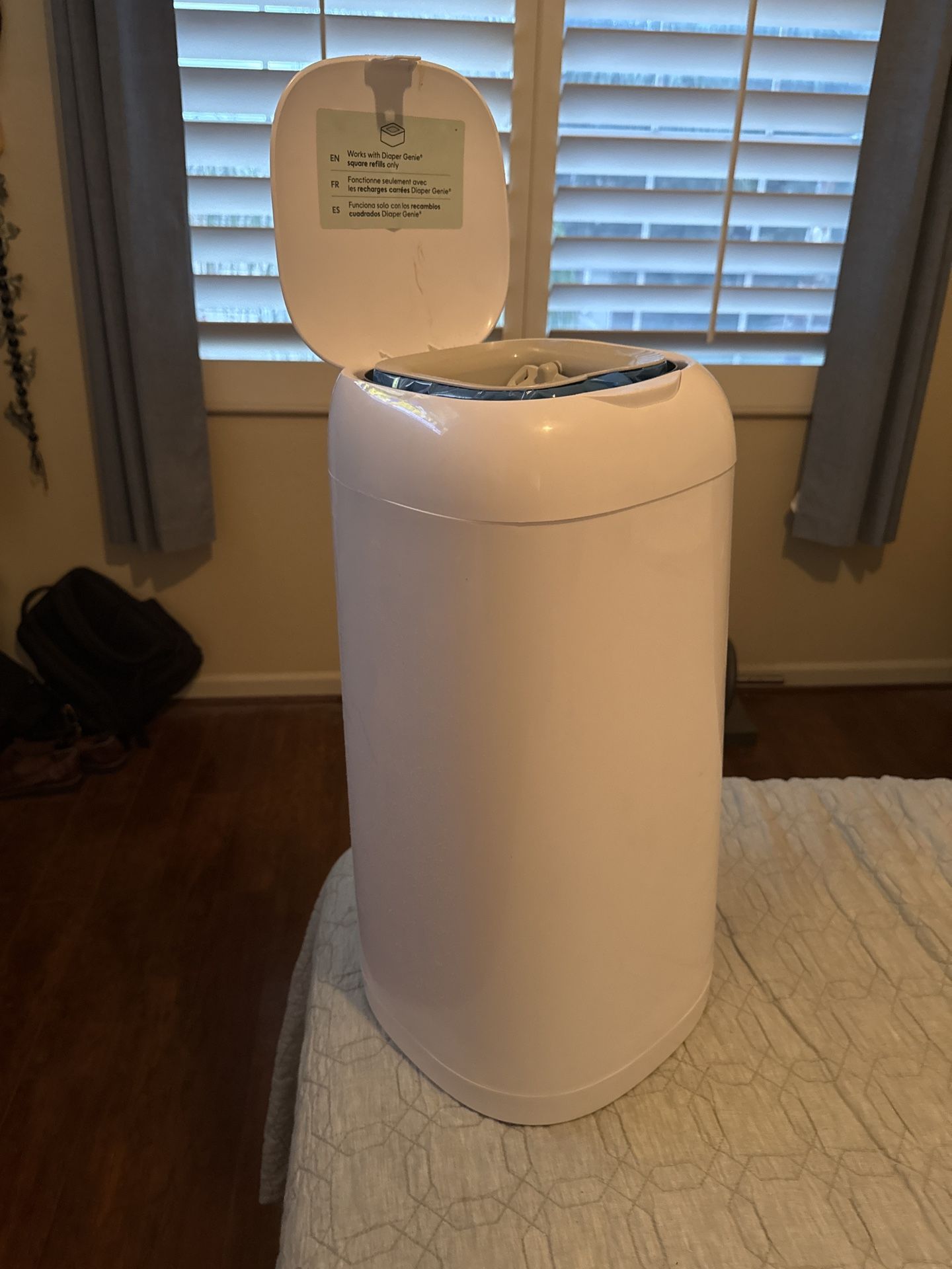Diaper genie