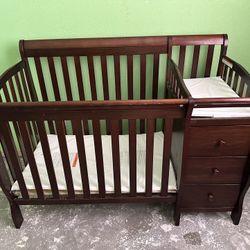 Mini Crib With Changing Table