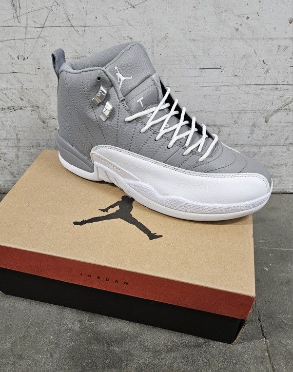 Jordan 12 Retro