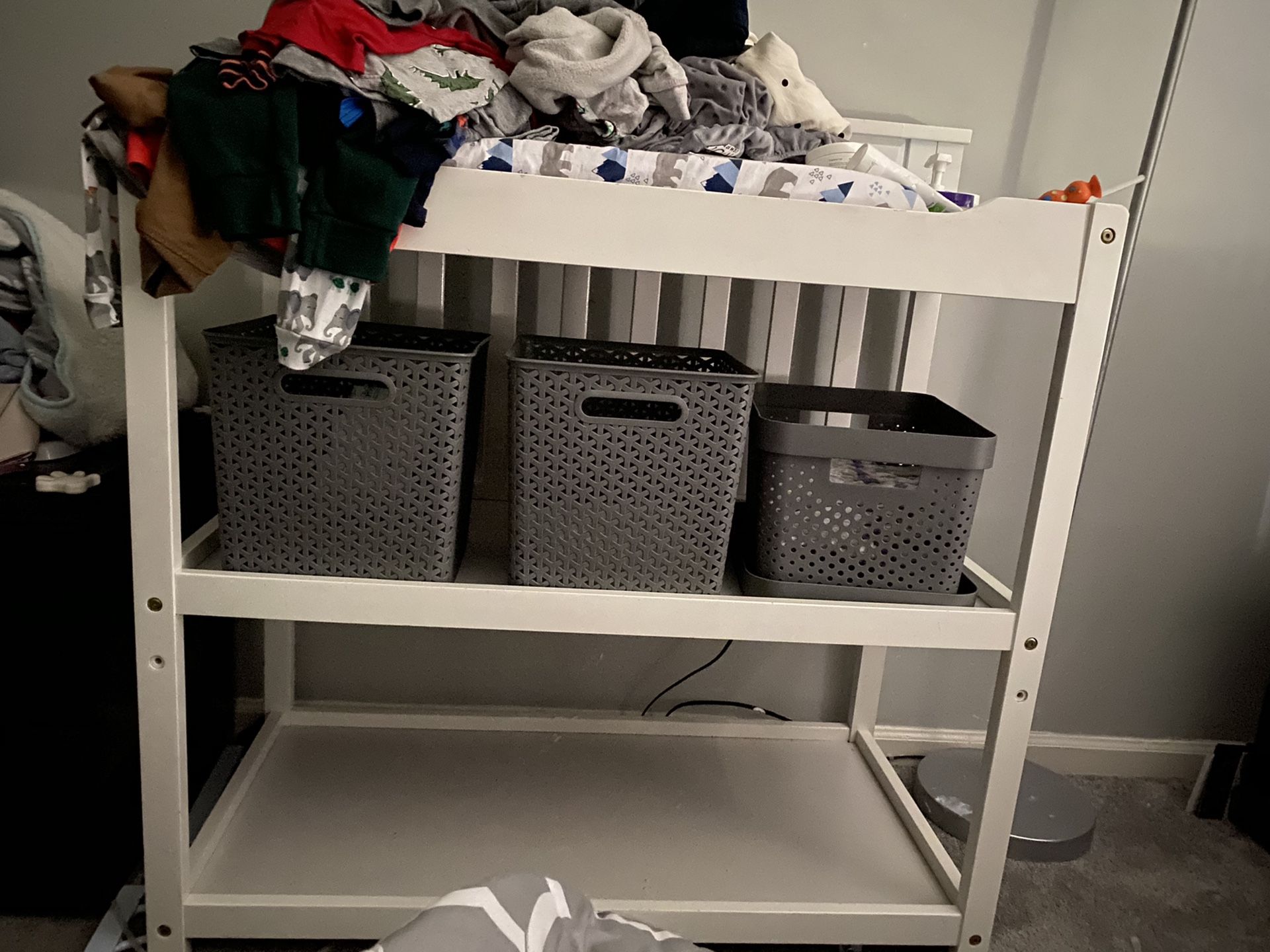 White changing Table with shelves