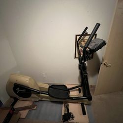 Life Fitness Elliptical 