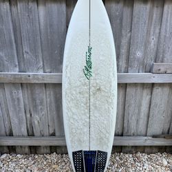 T. Patterson Synthetic 84’ Surfboard - 5’9”