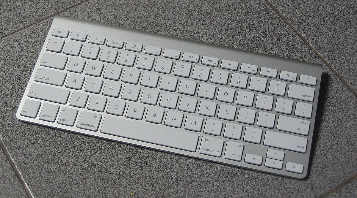 Apple Key Board