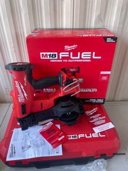 Milwaukee M18 FUEL 18-Volt Lithium-Ion Brushless Cordless Coil Roofing Nailer (Tool Only)