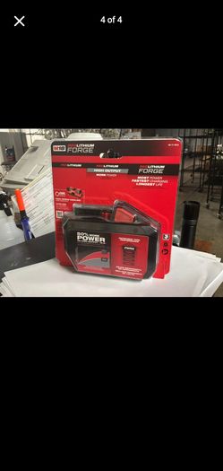 Milwaukee battery with internal cooler